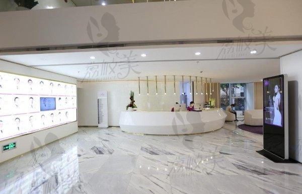 上海美莱医疗美容医院大厅环境