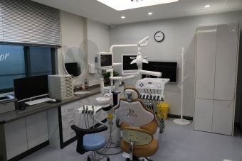 上海牙博士口腔门诊部----诊疗室