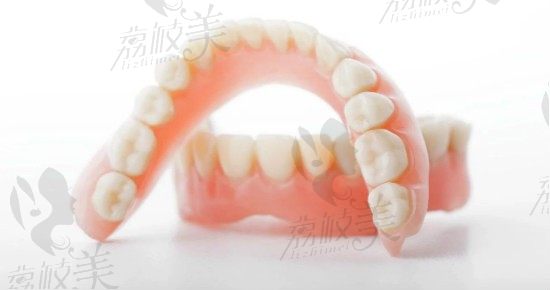 3种常见的缺牙修复方式,固定义齿/活动假牙/种植牙优缺点帮你分析