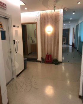 北京荣谊口腔诊所----走廊
