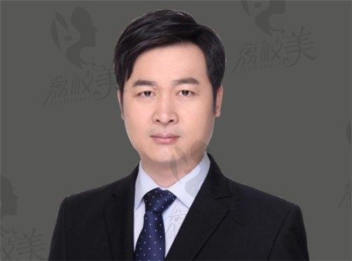 杭州眼修復(fù)醫(yī)生排行榜刷新啦！其中高士乾、盛飛醫(yī)生技術(shù)都不賴