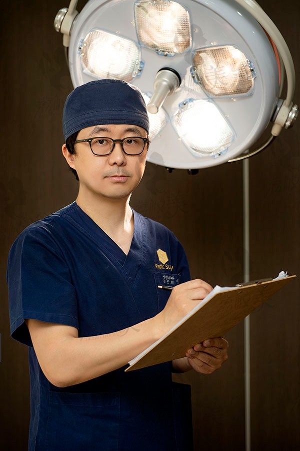 韩国TS整形外科李相均院长谈，如何避免面部轮廓手术后下垂症状？