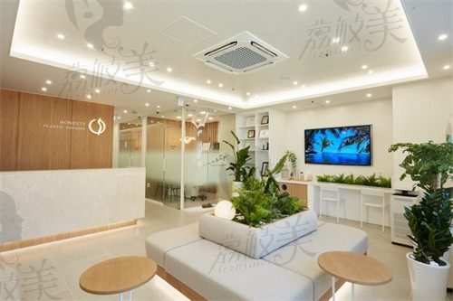 韩国HONESTY整形外科医院大厅