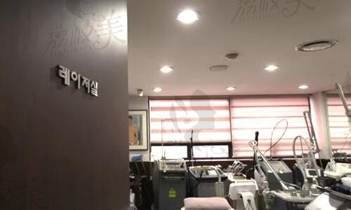 韩国安成烈整形外科皮肤仪器室