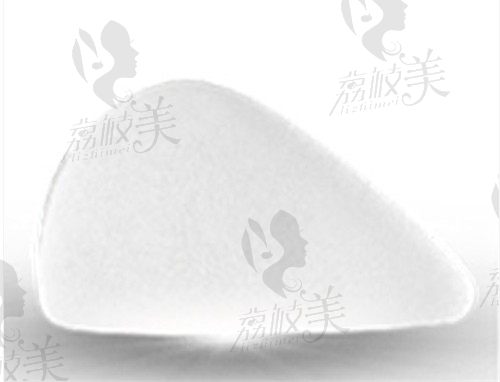 上海美莱欧阳天祥隆胸技术强，傲诺拉绚耀假体隆胸超柔软起价91600元