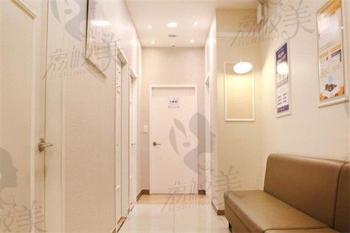 韩国dr.creamy(奶油)吸脂医院走廊