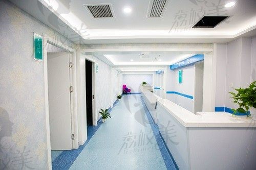  郑州芳艺医疗美容医院  护士站