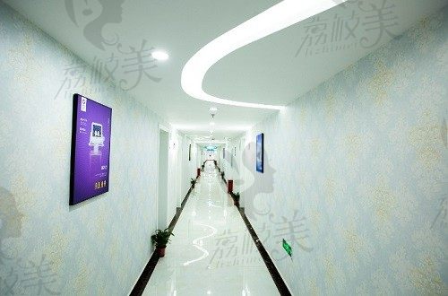 郑州芳艺医疗美容医院  走廊