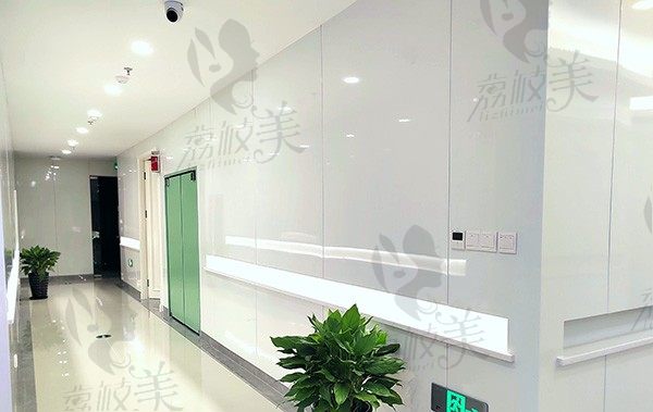 南京医科大学友谊整形外科医院京口医疗美容门诊部走廊