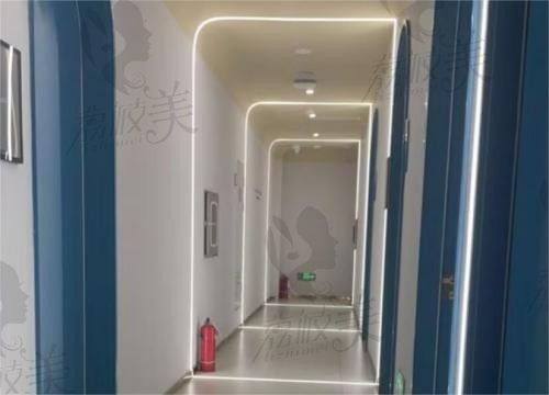 杭州静港医美（西溪天街院）走廊