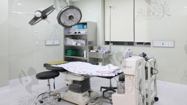 ​韩国K整形外科医院手术室