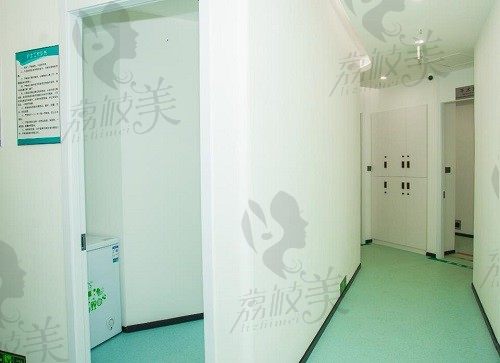 长沙开福毳发植发医疗美容诊室走廊