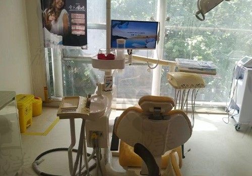 重庆北碚摩尔口腔诊所诊室