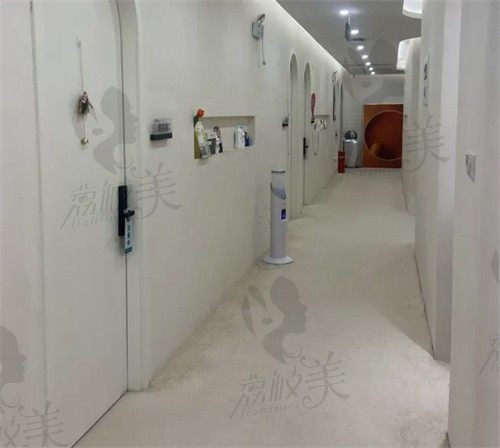 上海爱度医疗美容门诊走廊