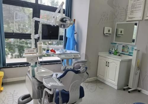 重庆北碚城加牙博士口腔诊所手术室
