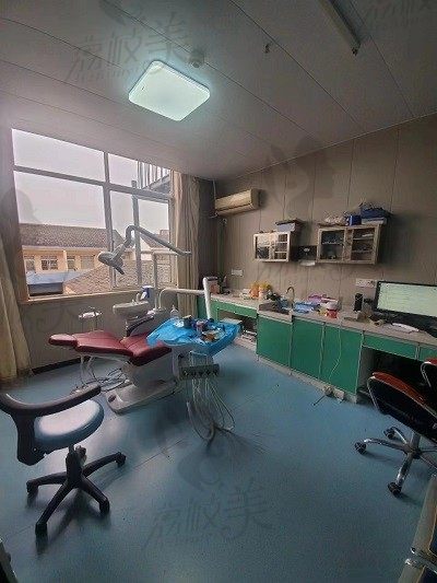 无锡惠山德厚口腔诊疗室