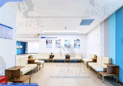 上海医大眼科医院价格表更新版，附医生介绍和医院地址分享