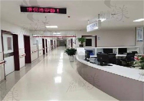 云南省第一人民医院眼科室内