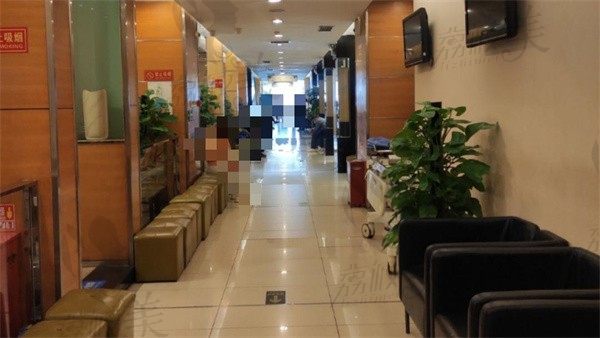 北京美尔目第二眼科医院走廊