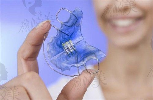 乌兰察布牙科收费价目表2025版:种植牙2000起,牙齿矫正4000起,补牙150起……