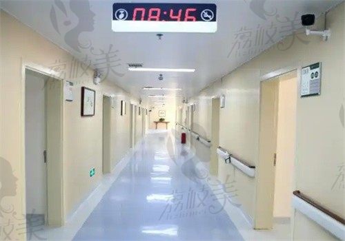 邵阳市中心医院走廊