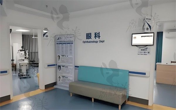 宜春市人民医院侯诊区