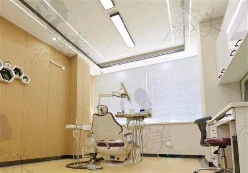 定襄张二口腔医院诊疗室