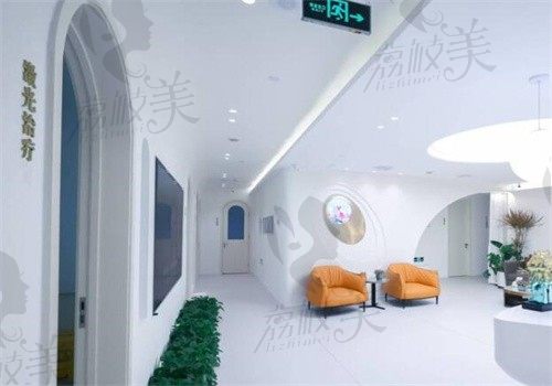 北京黃寺整形美容預約聯(lián)系方式：電話/線上都OK杜太超/李曉東在這坐診