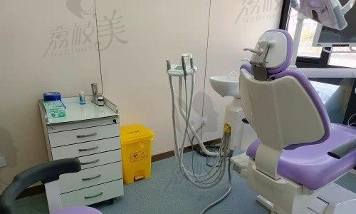 上海尤旦固芽口腔（徐泾店）操作区
