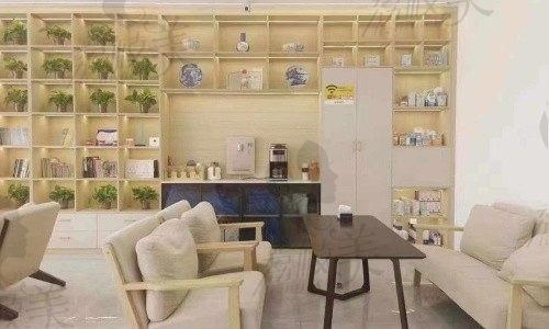 济南固芽口腔（明湖店）候诊区