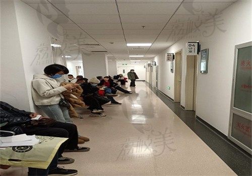 北京大学第一医院走廊