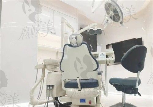 内江鼎宏晟口腔评价怎样？正规牙科顾客评价说价格不贵医生有实力