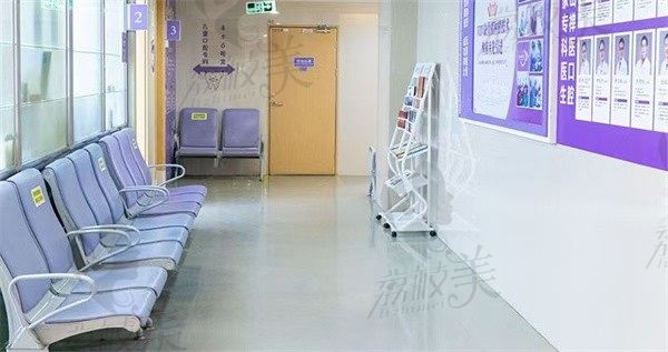 佛山禅医口腔医院走廊