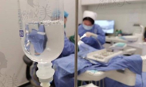 安博瑞尔口腔医院操作区