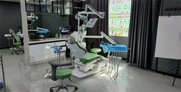 定襄小苹果口腔门诊部牙椅