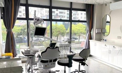 东莞长安瑞芽口腔医院治疗区