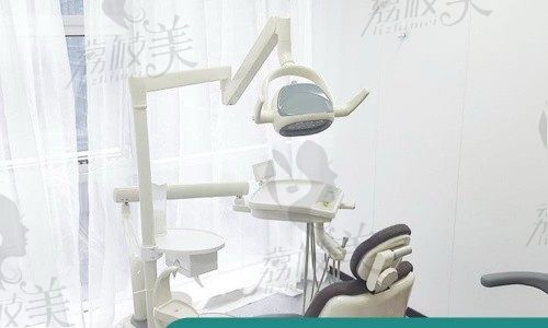 深圳乐信口腔医院操作区