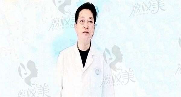 王俊