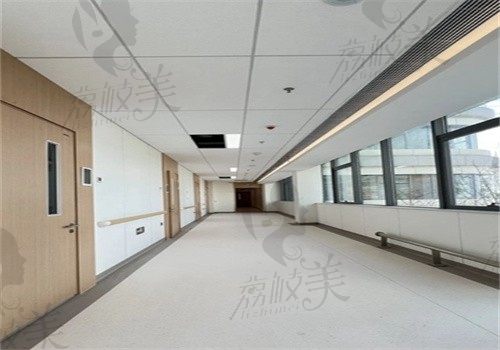 西南医科大学附属医院整形科走廊