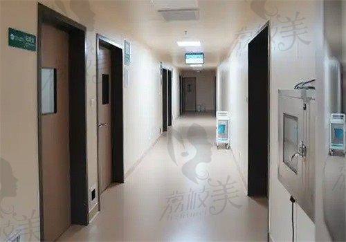 南宁市第一人民医院走廊