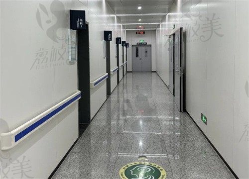 宜兴市人民医院走廊