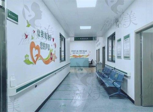 无锡市中医医院走廊