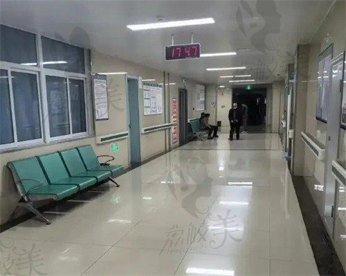 保定市第一中心医院走廊