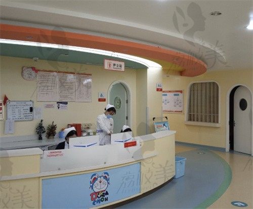 北京儿童医院保定医院护士站