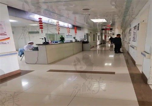 芜湖市第一人民医院走廊