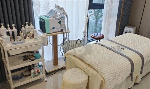 台州市伊佳诺医疗美容诊所诊室