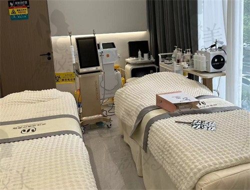 台州市伊佳诺医疗美容诊所美容室