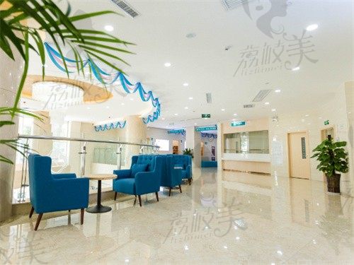 汉中华兴妇产医院候诊区