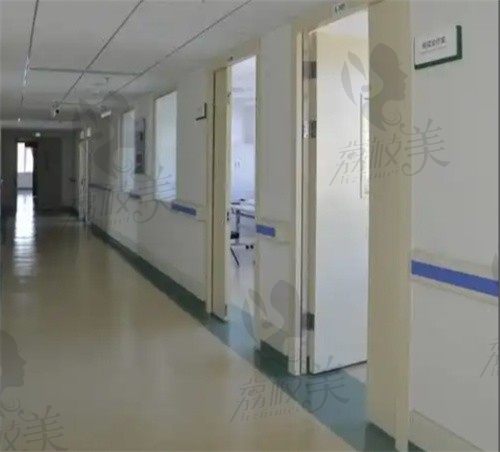 南阳市第二人民医院走廊