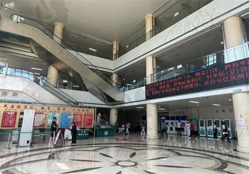 常德市第一人民医院大厅